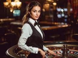 রাজশাহীতে মোবাইল ব্রাউজিং ও বিনোদন দৃশ্য